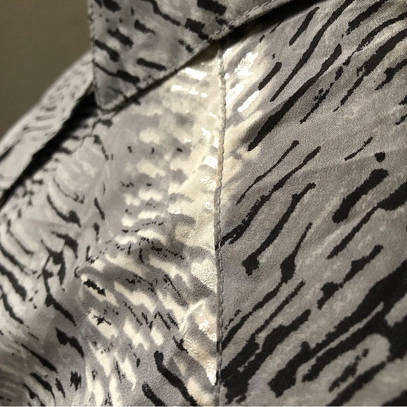 Beautiful Hi Lo Shirt - Picture 3 of 10